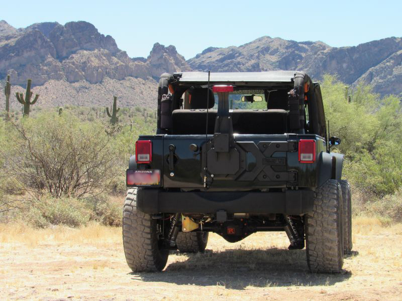 Rugged Ridge Tailgate Tire Carrier